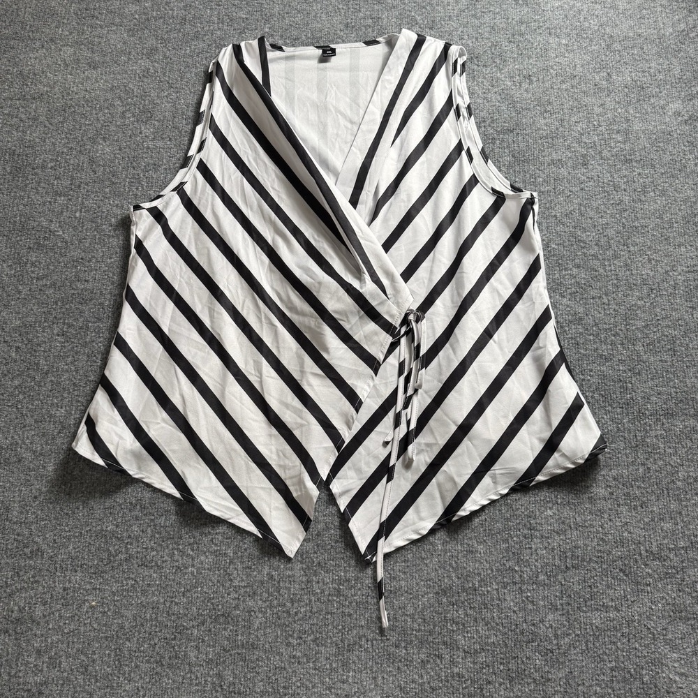 Black White Diagonal Stripe Wrap Top Asymmetrical Hem Sleeveless VNeck Blouse 4X